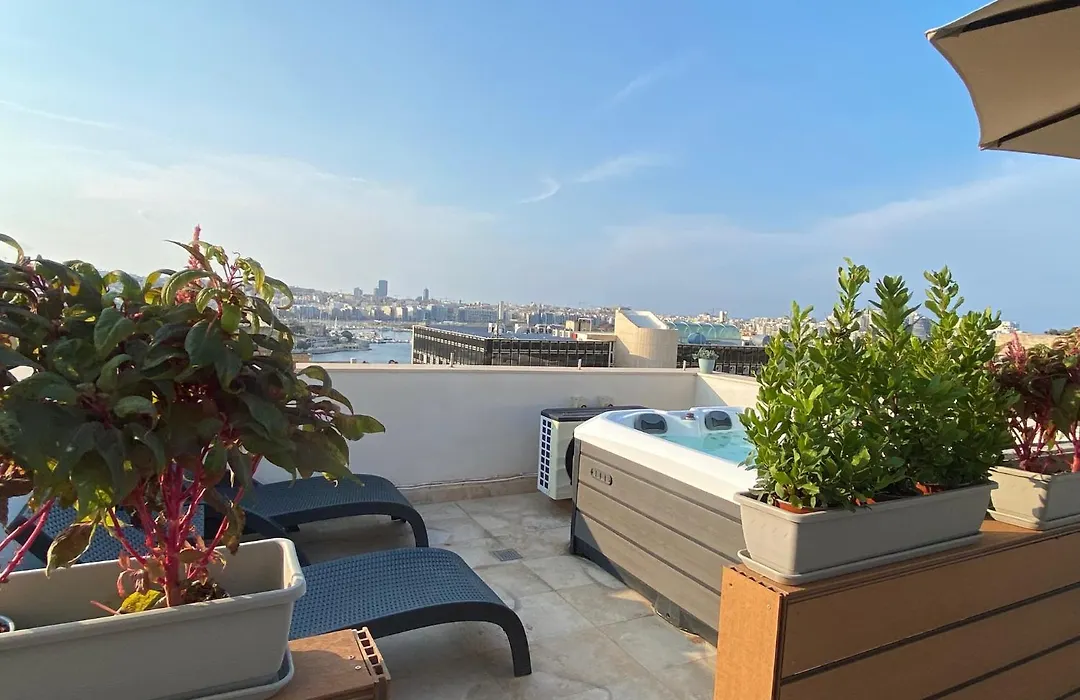 Tritoni Valletta Boutique Hotel-1